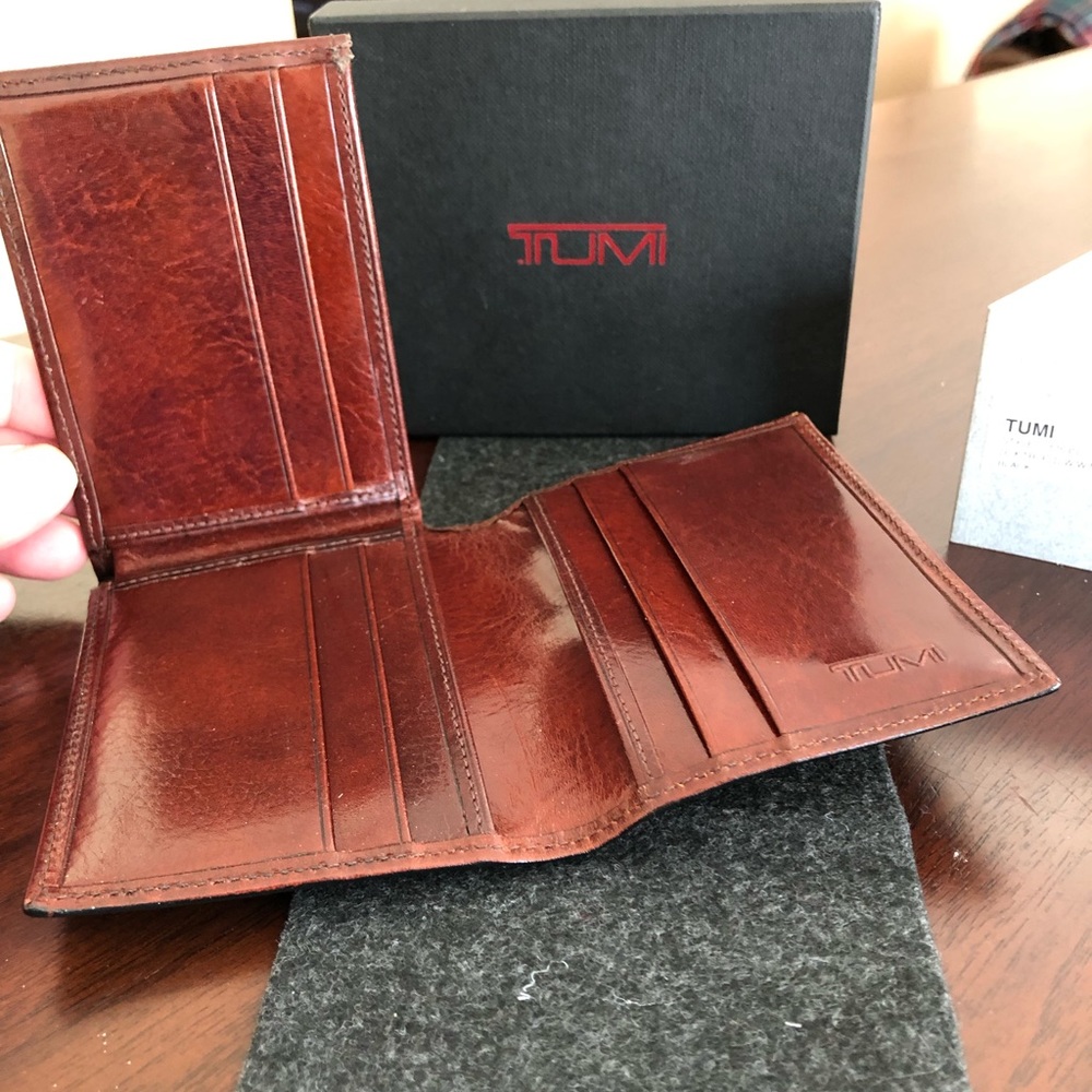Tumi Trifold wallet, brown